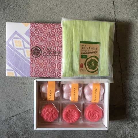 天三 菊水 花最中 × 大阪茶会の緑茶 ギフト | 大阪茶会